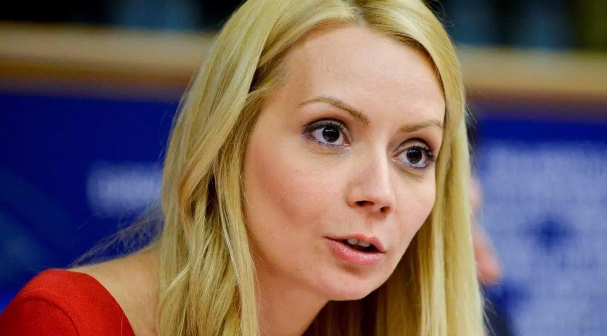 Daciana Sârbu apel pentru copii! Vezi ce cere eurodeputata!