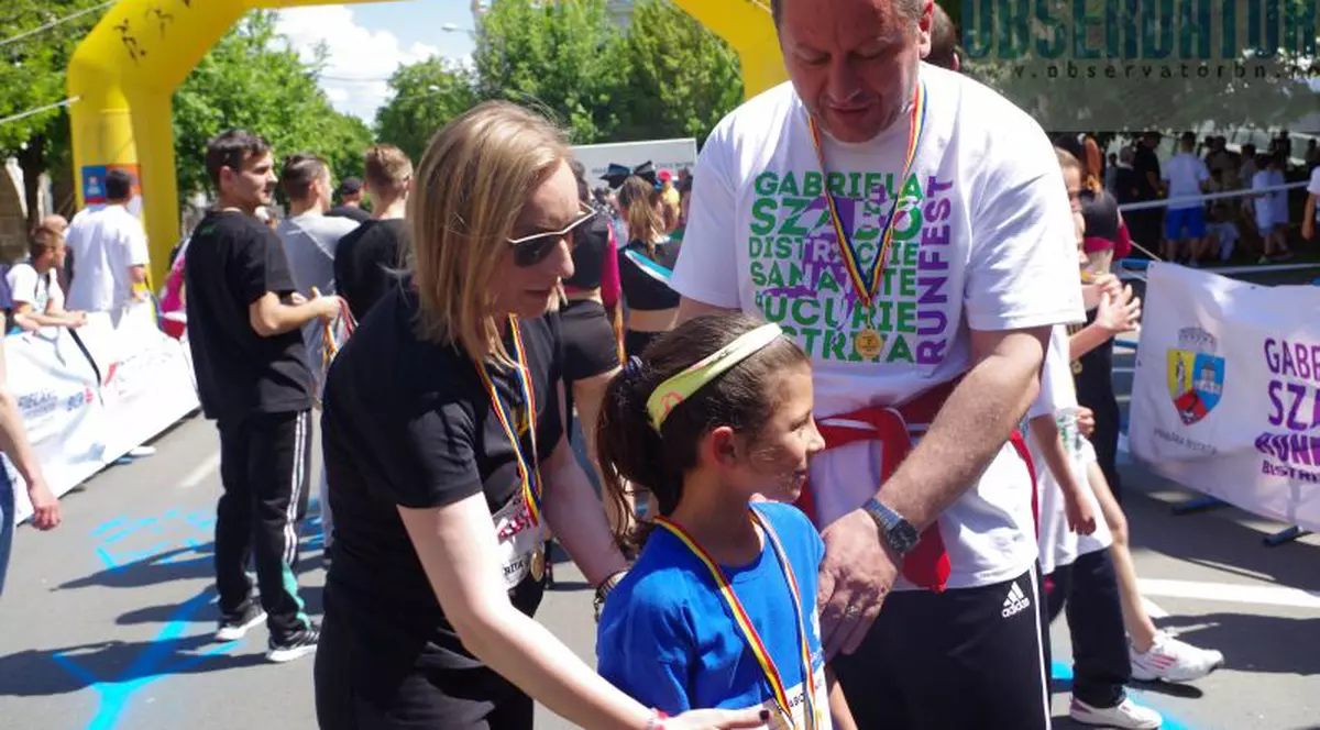 Coincidența fericită a numărului 10 pentru Gabriela Szabo. Mormane de gunoi după cross