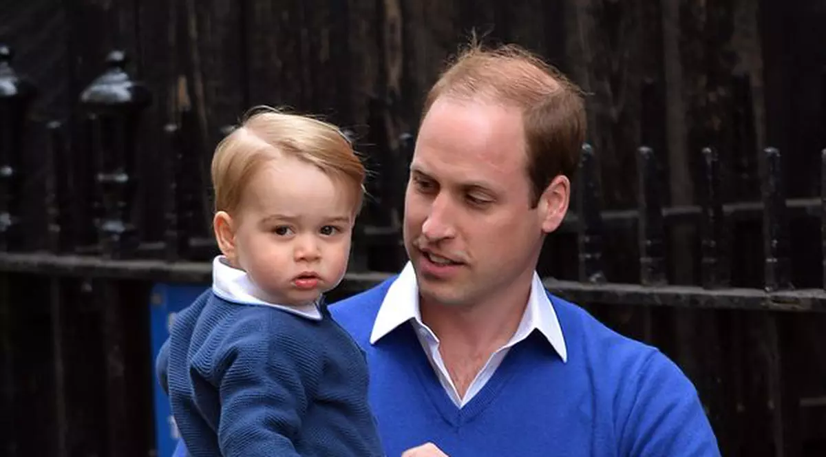 EMOȚIONANT! Prințul William și-a dus fiul să-și cunoască surioara