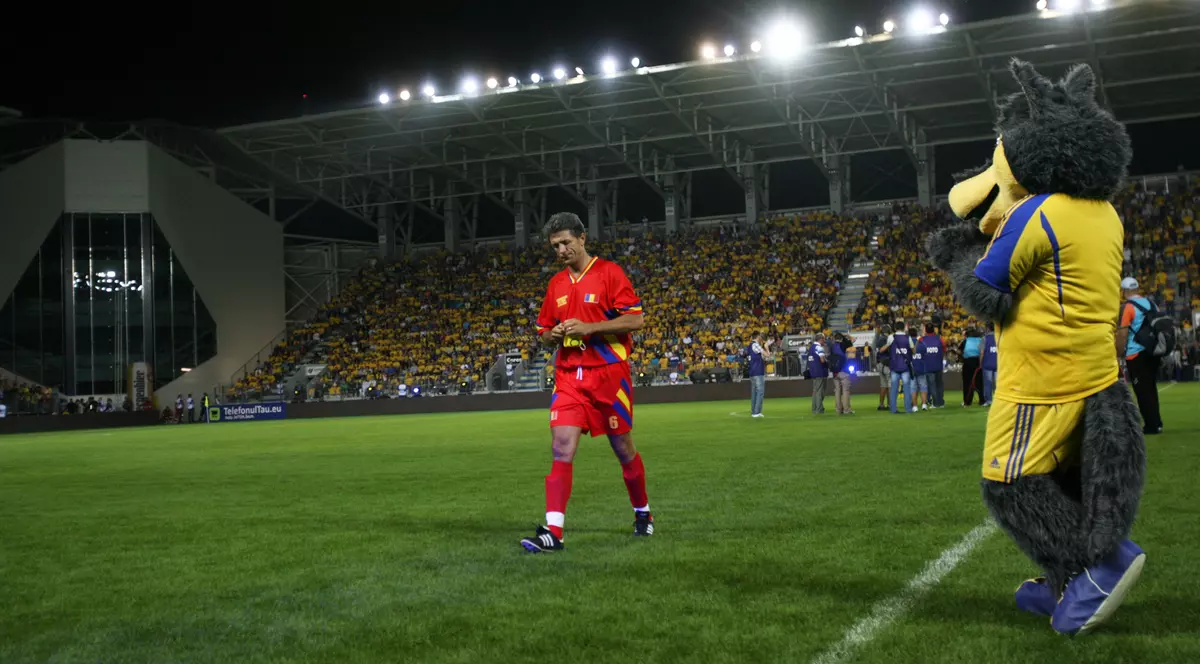 Gică Popescu revine pe teren. Când se va întâmpla