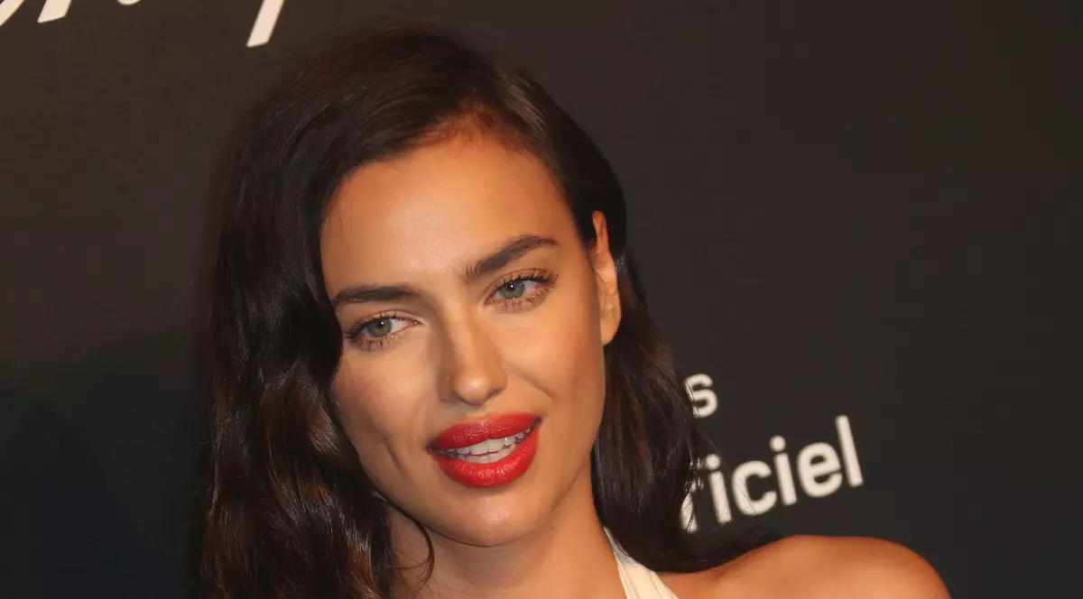 DRAMA din copilăria Irinei Shayk. Nimeni nu știa cum a ajuns CELEBRĂ