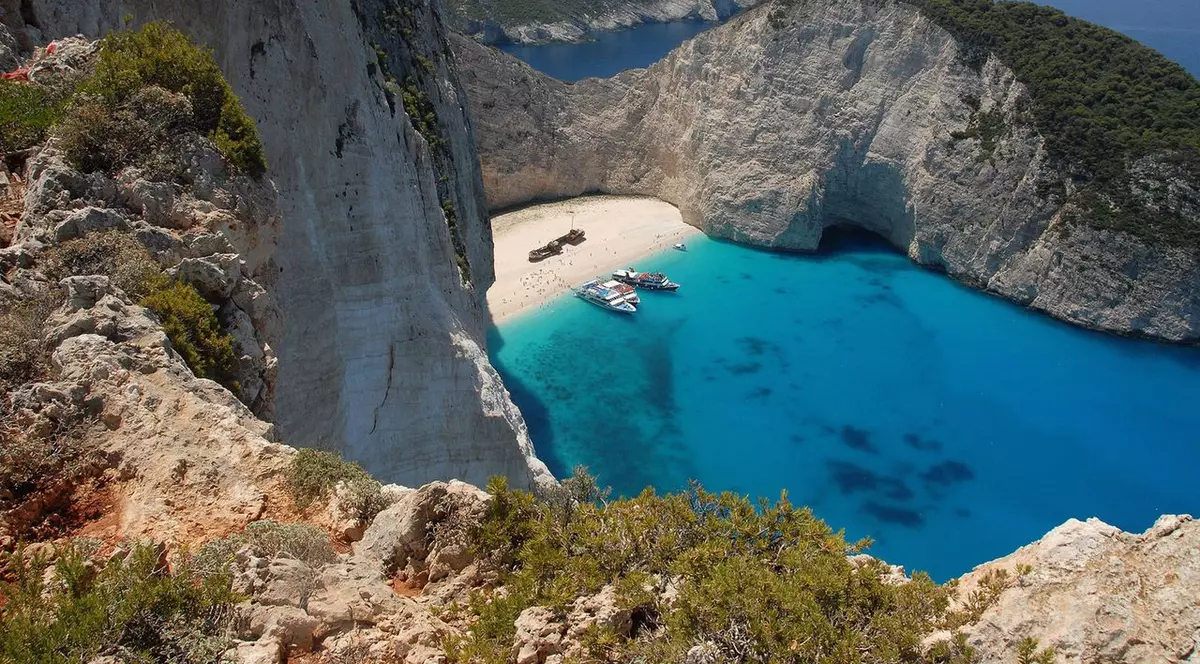 Zakynthos, insula vacanțelor liniștite 