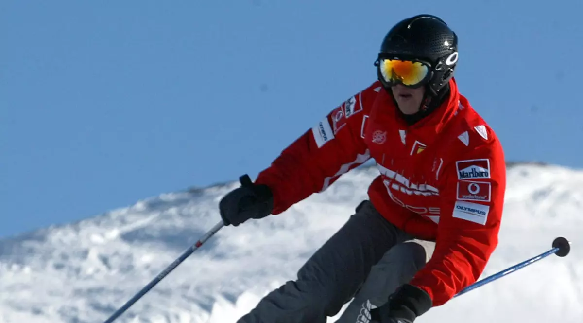 Doi ani de când Schumacher este doar o amintire! Cum se simte fostul campion de Formula 1? ^”A reușit să facă câțiva pași și-și poate ridica brațul”