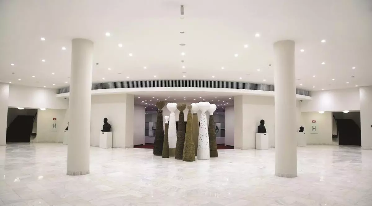 PRIMELE TURURI GHIDATE. Ușile Teatrului Național se deschid pentru toată lumea! 