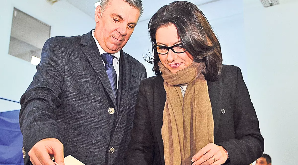 Valeriu Zgonea și-a concediat nevasta