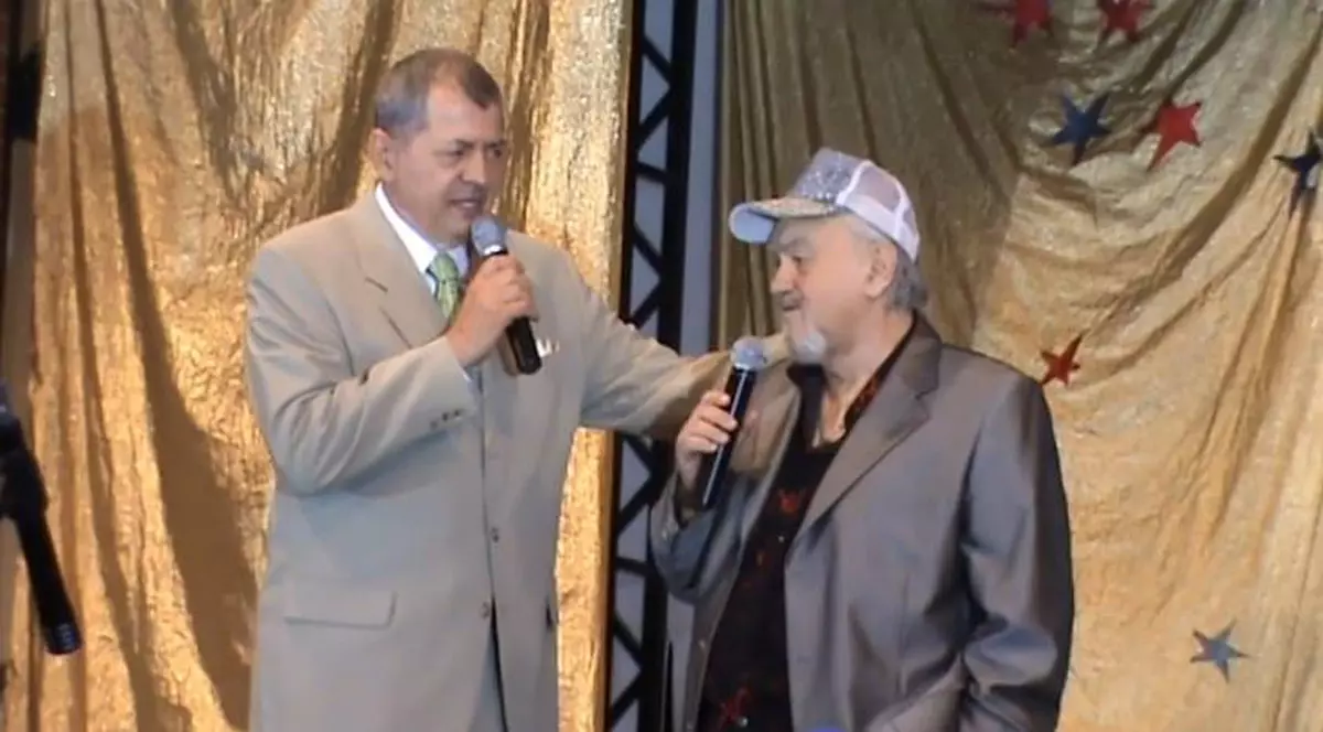 Luna viitoare va împlini 81 de ani și, cu 3 by-pass-uri și o operație pe cord, veteranul solist Alexandru Jula încearcă diseară un concert de Cartea Recordurilor!