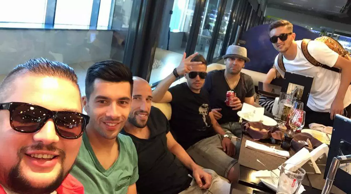 Alex Chipciu, vacanță-fulger în Spania, alături de patru steliști / GALERIE FOTO