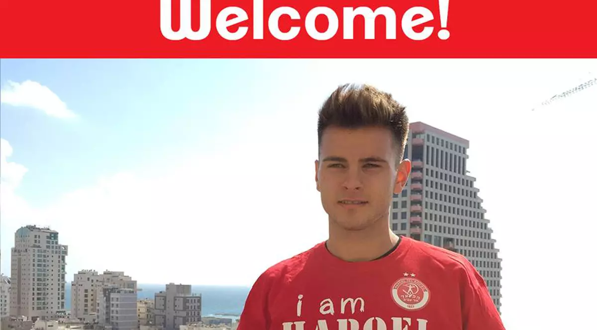 OFICIAL / Bumba și Pintilii, prezentați de Hapoel Tel Aviv, care mai vrea un român