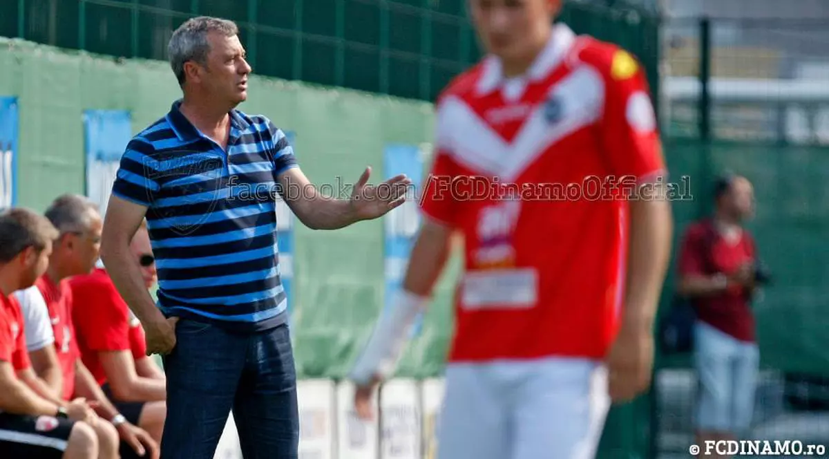 ”Strâmbul”, tot strâmb! L-a dat afară pe Bilinski, cere doi atacanți. ”Dinamo e de vânzare”