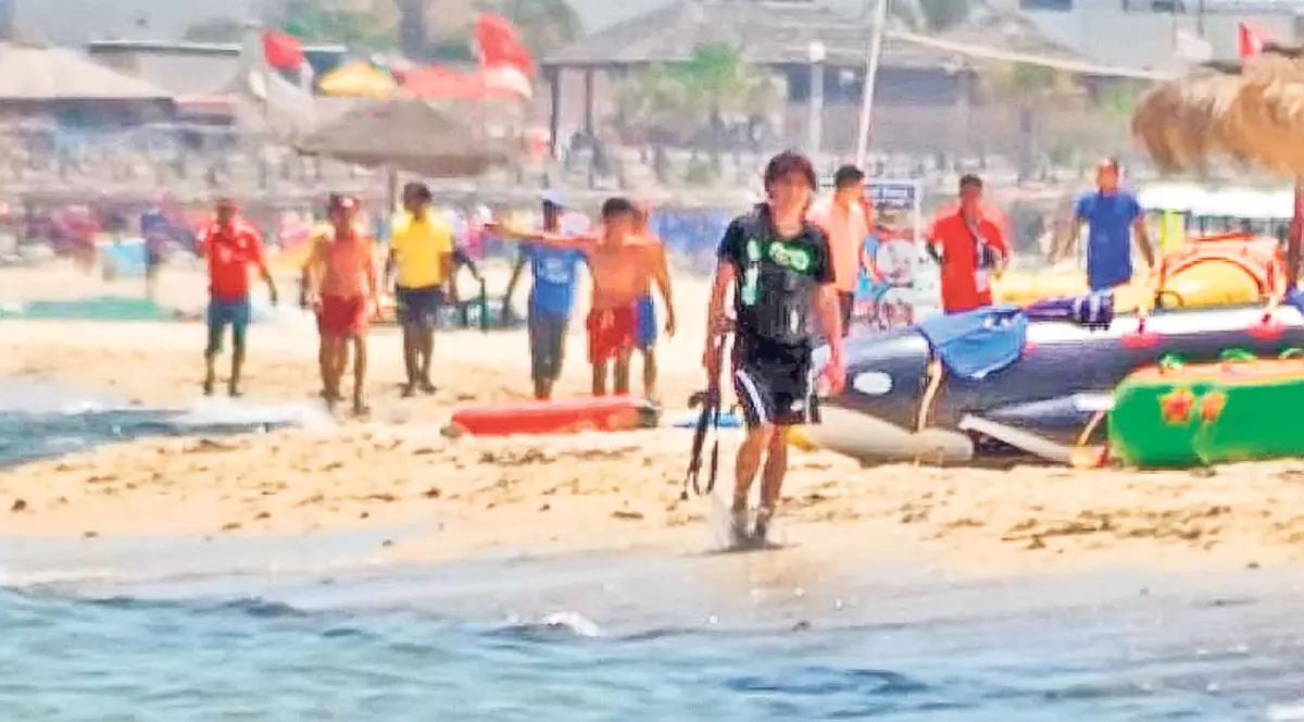 Vânătoare de turişti | Martorii tragediei din Sousse spun că atacatorul a avut un scop precis