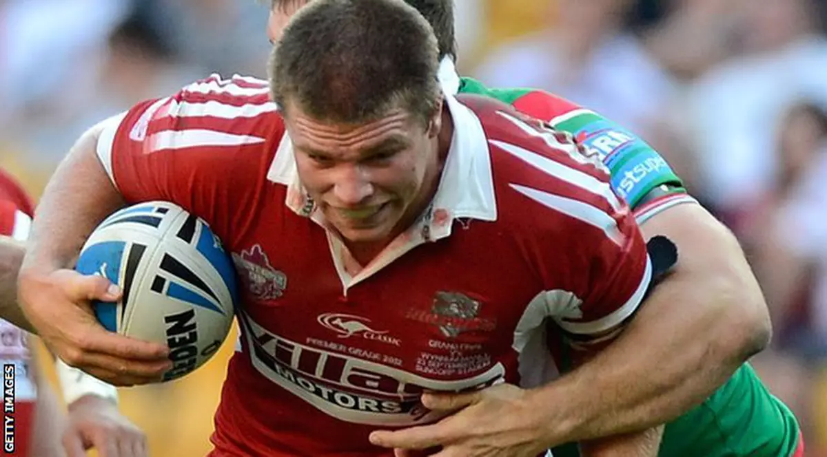 S-a accidentat pe teren, a murit la spital