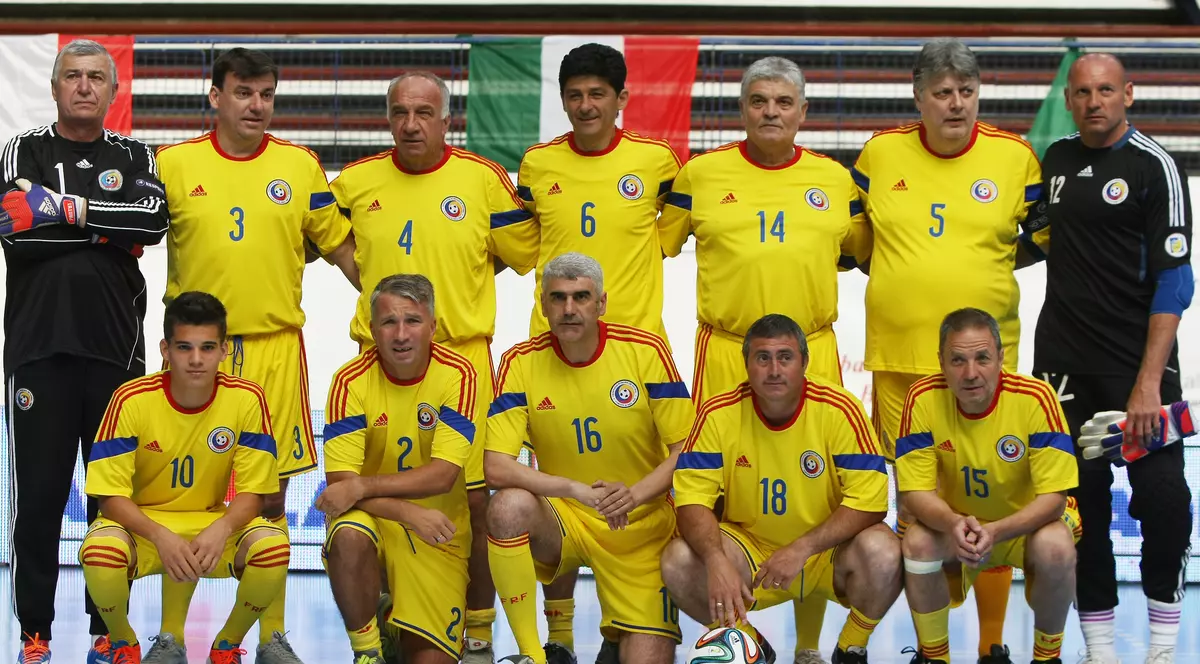 Scindare în Generația de Aur! Dan Petrescu se rupe de gașcă! Cine complotează împotriva conducerii FRF!