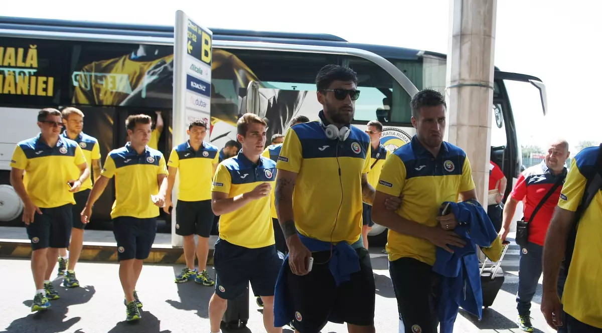 Tricolorii au plecat ”morcoviți” la Belfast: ”Sunt favoriți” / GALERIE FOTO