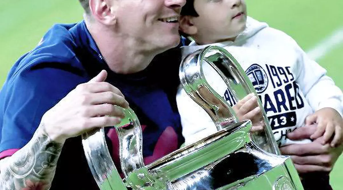 Leo Messi a celebrat cu fiul său câștigarea UCL / GALERIE FOTO