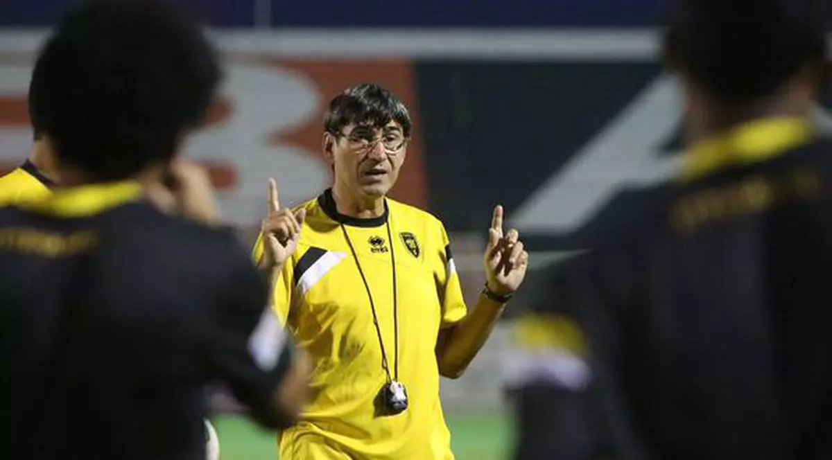 Arabii vor să-l demită pe Pițurcă, după ce Al Ittihad a pierdut încă un trofeu
