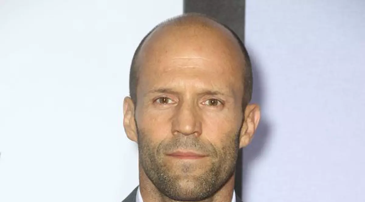 Ce tare e bunica lui Jason Statham! Vezi ce spune despre ea! 