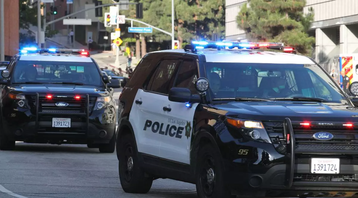 Un cântăreţ celebru, arestat la Los Angeles pentru atac cu armă mortală | FOTO