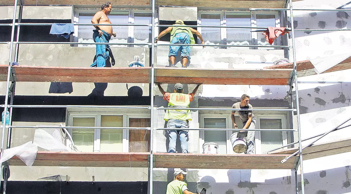 O meserie de viitor: lucrător în construcții!