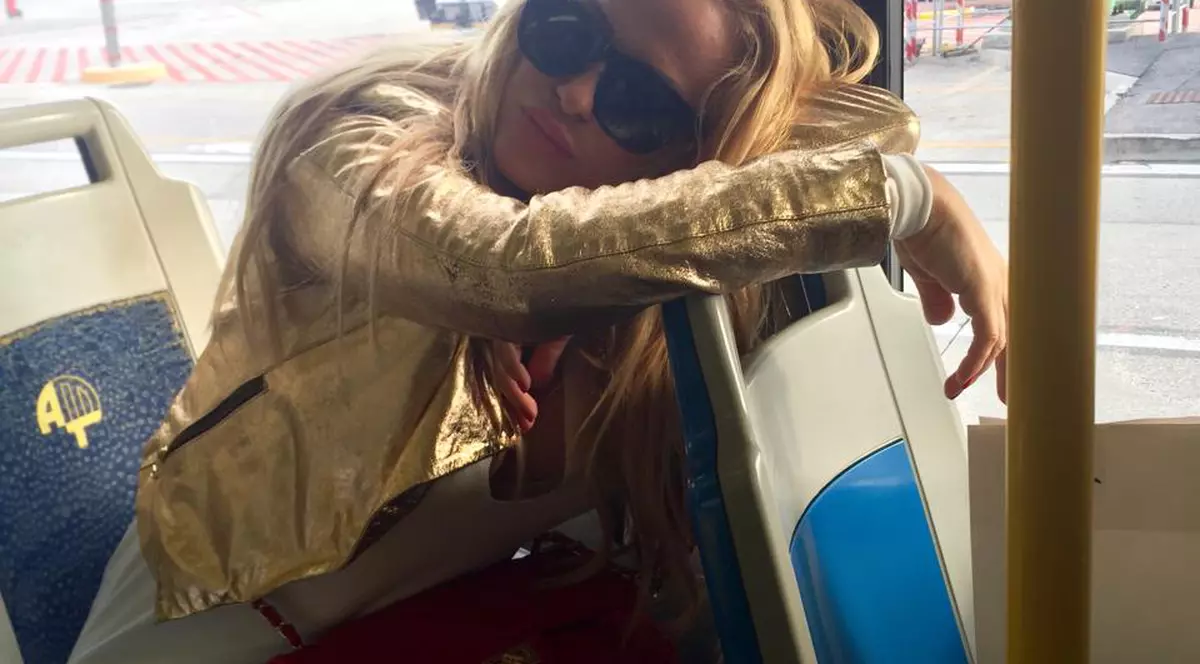 Care lună de miere? Bani să iasă!