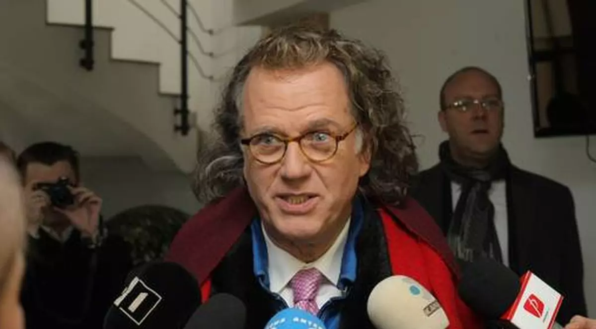 Andre Rieu, cel mai bine plătit muzician clasic. Ce sumă colosală câștigă anual