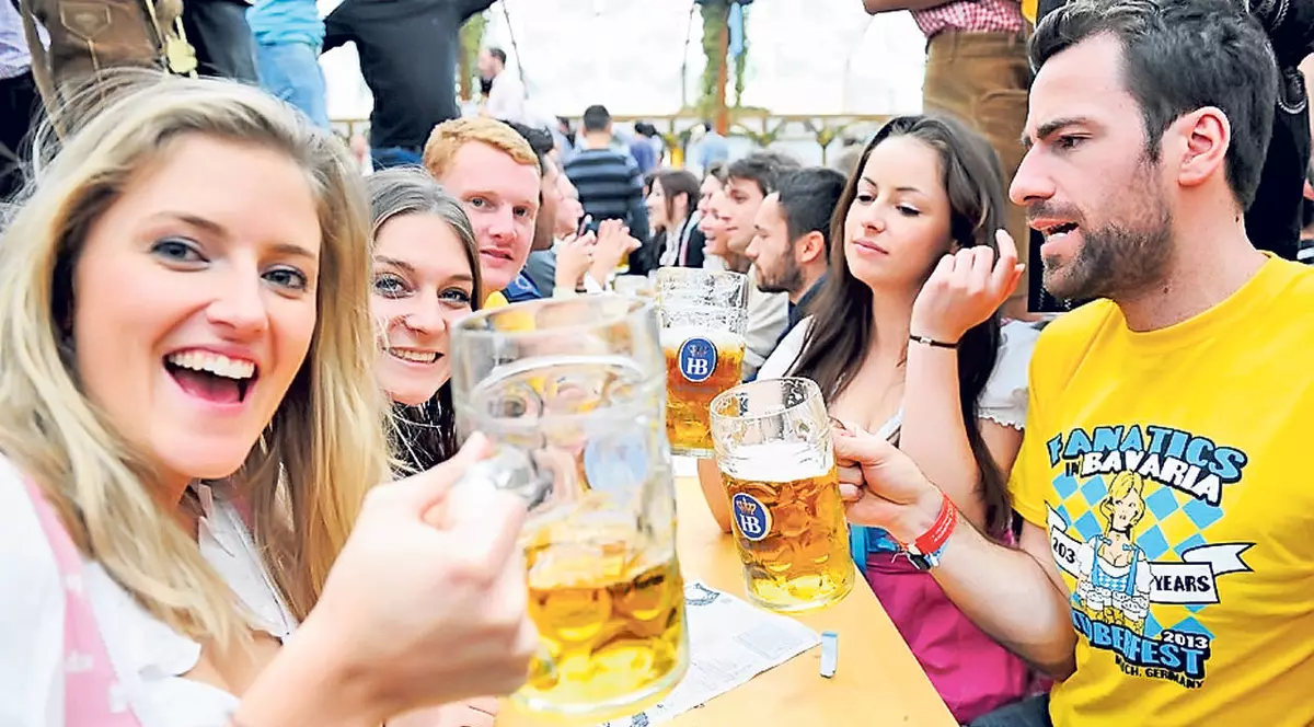 Ce-ai zice de un dozator cu bere  în mijlocul orașului? Află unde se întâmplă ”minunea”! 