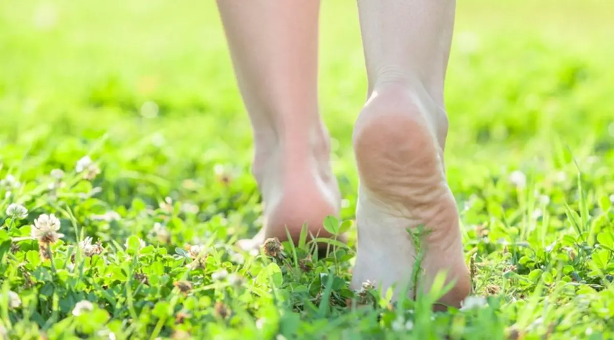 Cum să ai cele mai fine călcâie în numai o oră