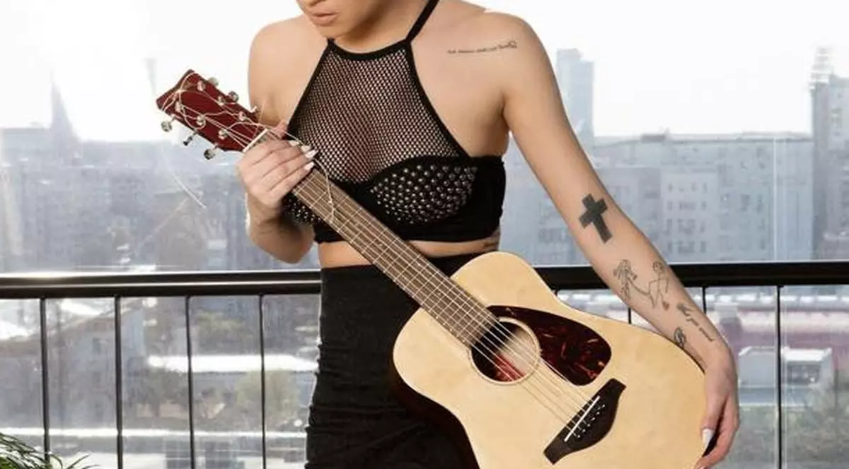 Drama unei VEDETE de la noi, DEZVĂLUITĂ: ”Adorm în sughițuri și mă trezesc cu ochii lipiți de atâta plâns”