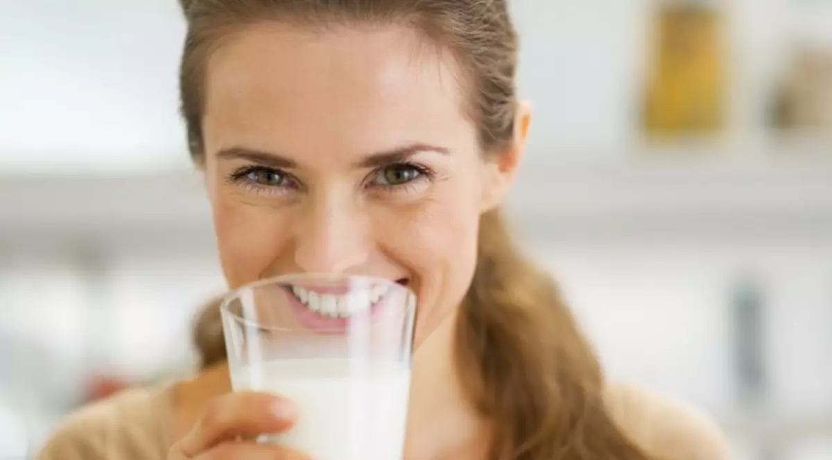 Semne că nu trebuie să mai mănânci lapte