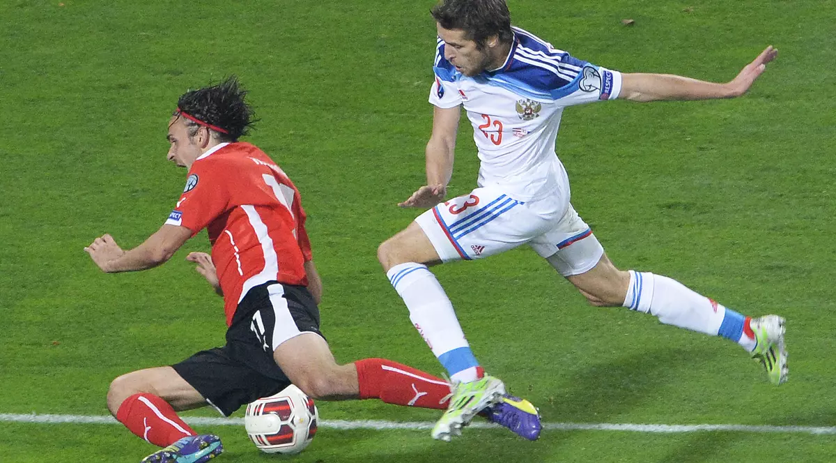 Preliminarii Euro 2016: Rusia, îngenuncheată de Austria, Rooney aduce victoria Angliei