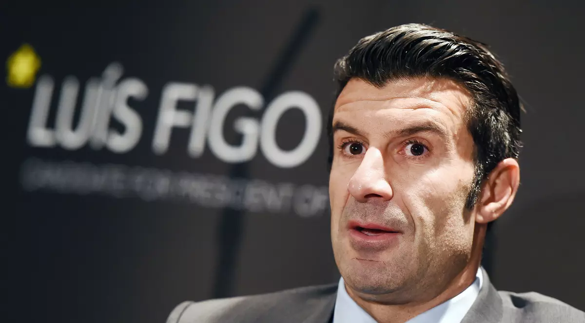 Figo, atac violent: ”Maradona e conștient doar când doarme”