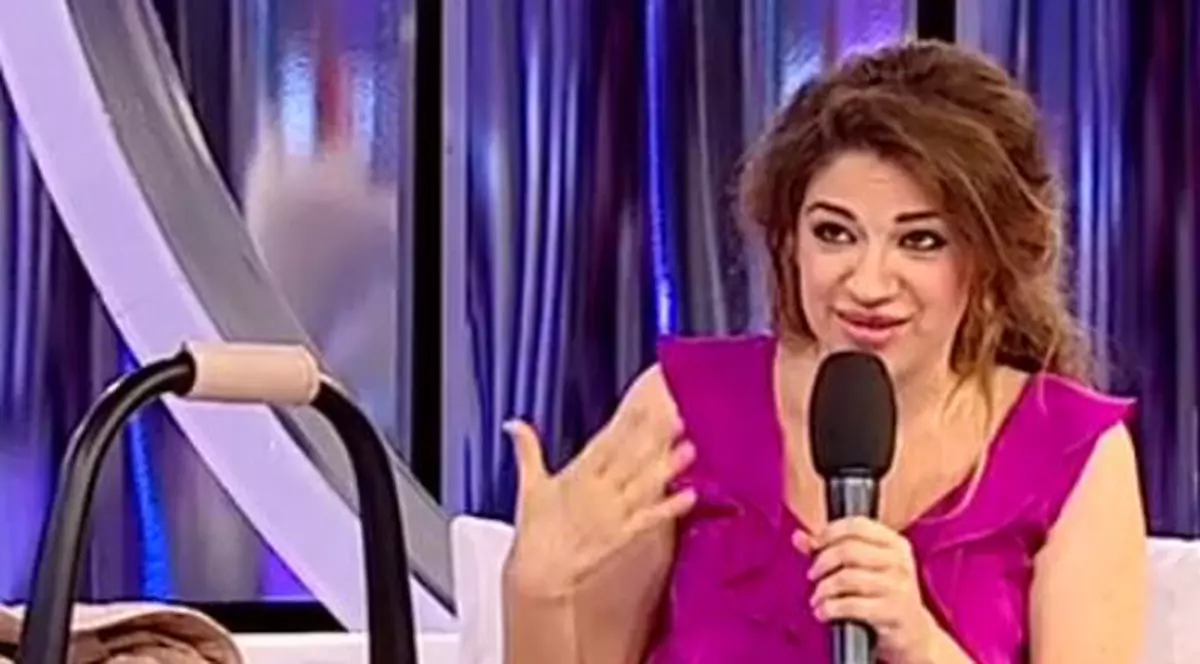 Iulia Stănescu de la Abracadabra, pentru prima dată la TV după ce a născut. Ce spune despre tatăl copilului 