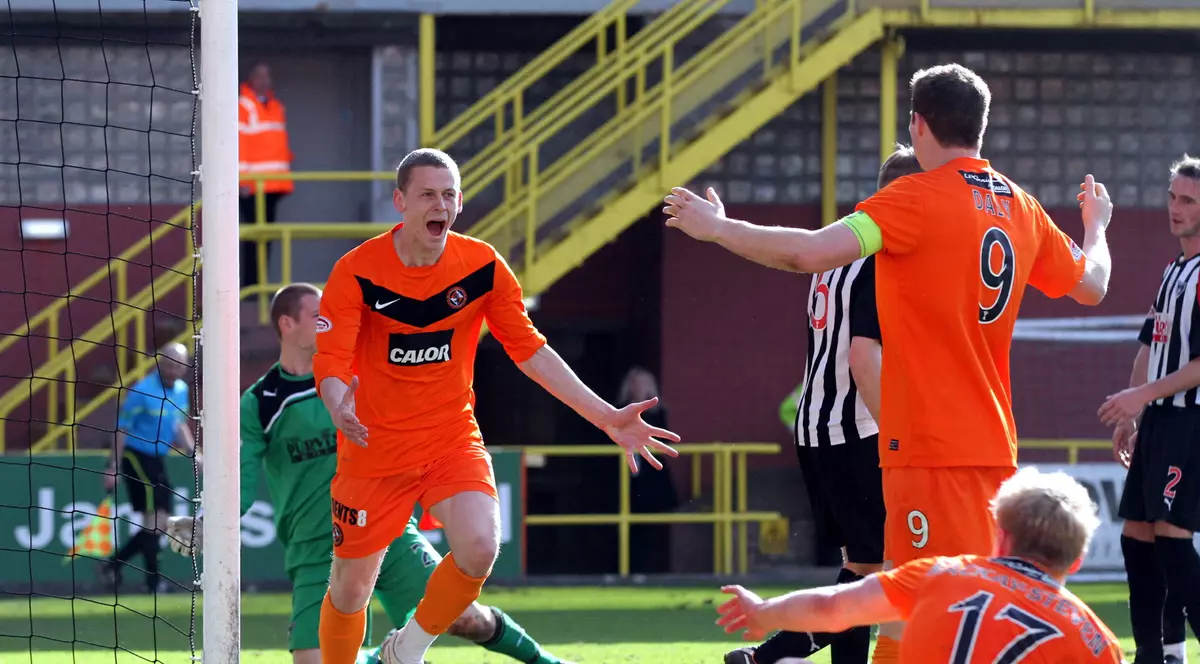 Dianne, mama lui Robertson, de la Botoșani, e internațională scoțiană!!!