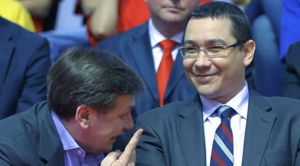 Crin Antonescu a făcut schimb de experienţă cu Victor Ponta: ”Avem amândoi ceva beteşuguri fizice temporare: dânsul la genunchi şi la mine în cot”