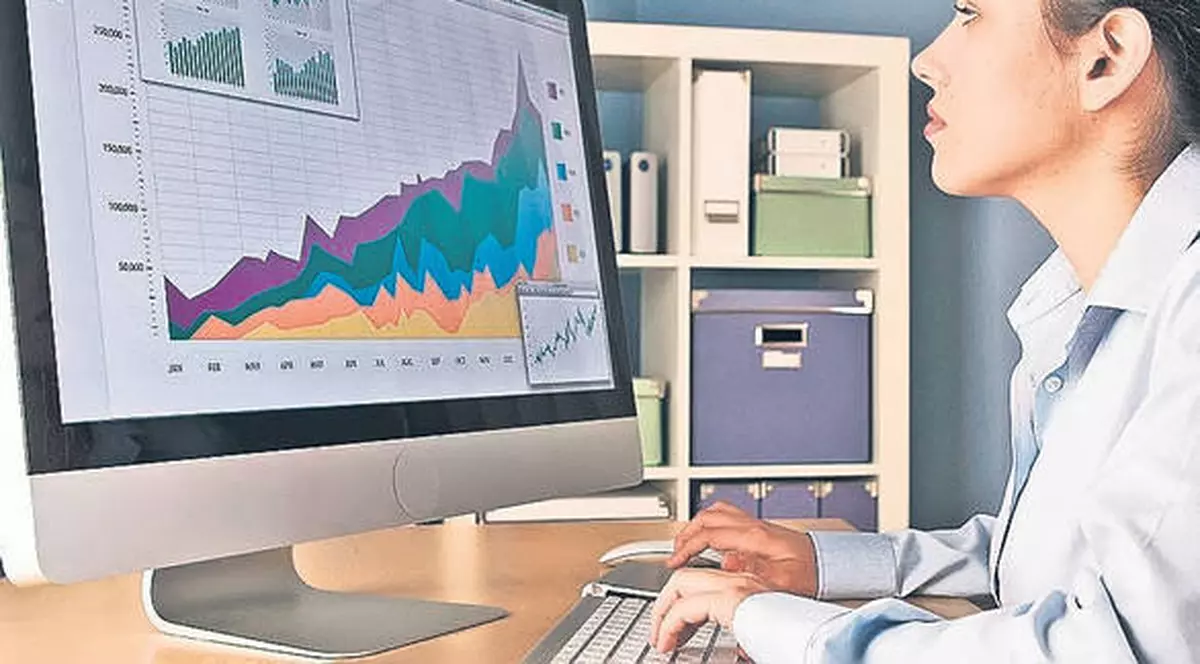 Ai bani puși deoparte? Românii vor avea din nou acces la cea mai sigură investiție