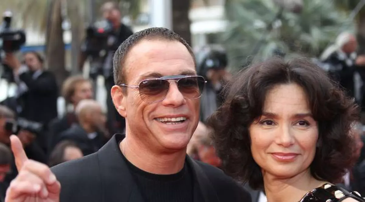 Van Damme a anulat divorţul! Actorul s-a împăcat cu soţia lui 