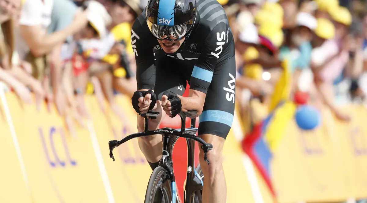 Chris Froome a primit trofeul Bicicleta de Aur pentru a treia oară în cariera sa