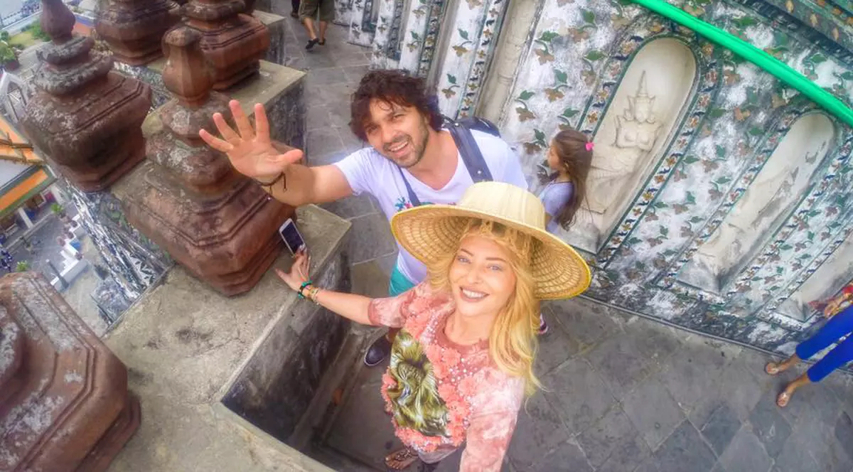 Ce i-a urat Delia soţului ei, de ziua de naştere: "La mulţi ani, om frumos"