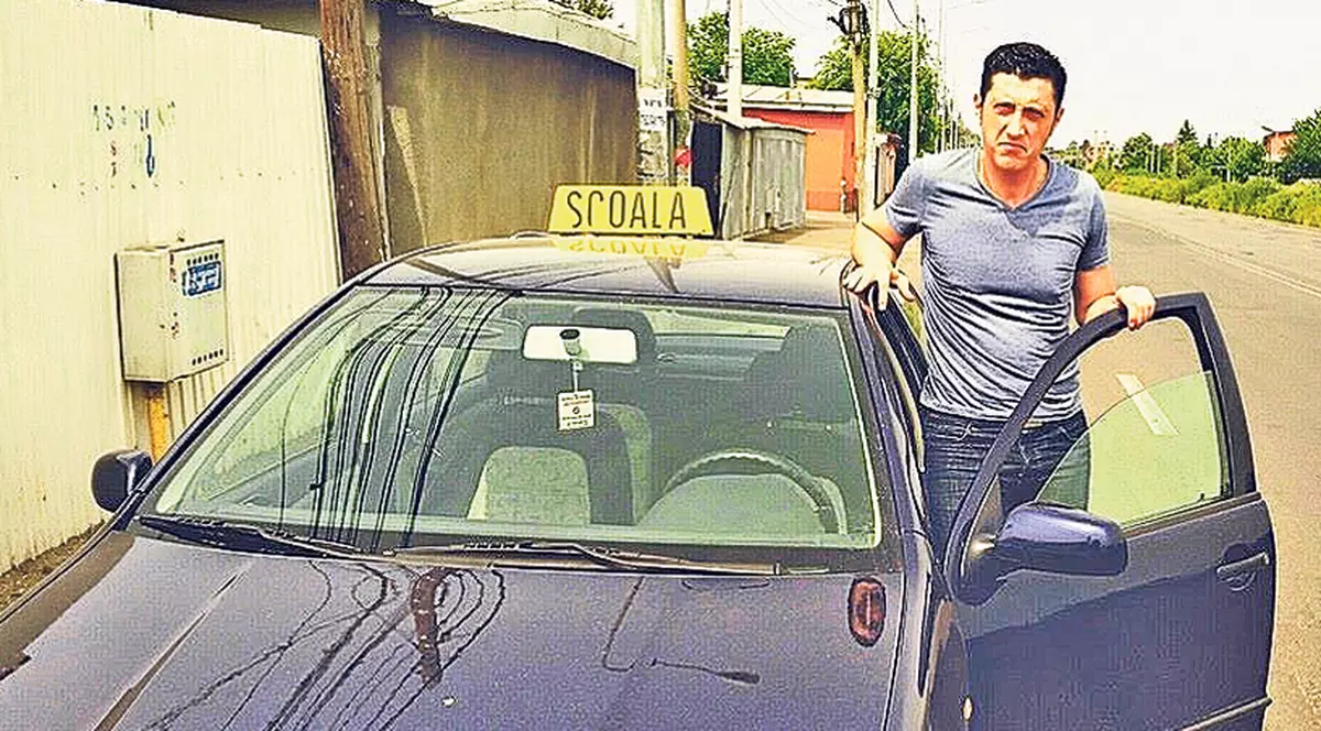 EXCLUSIV | Păzea! Giani are liber la șofat! Actorul Constantin Diță și-a luat permisul
