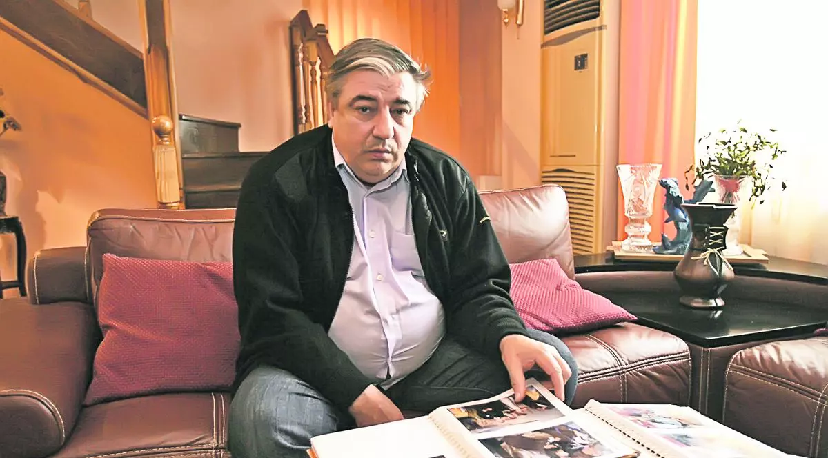 Tatăl lui Huidu, umilit de fosta soţie. E incredibil ce a făcut femeia imediat după divorţ