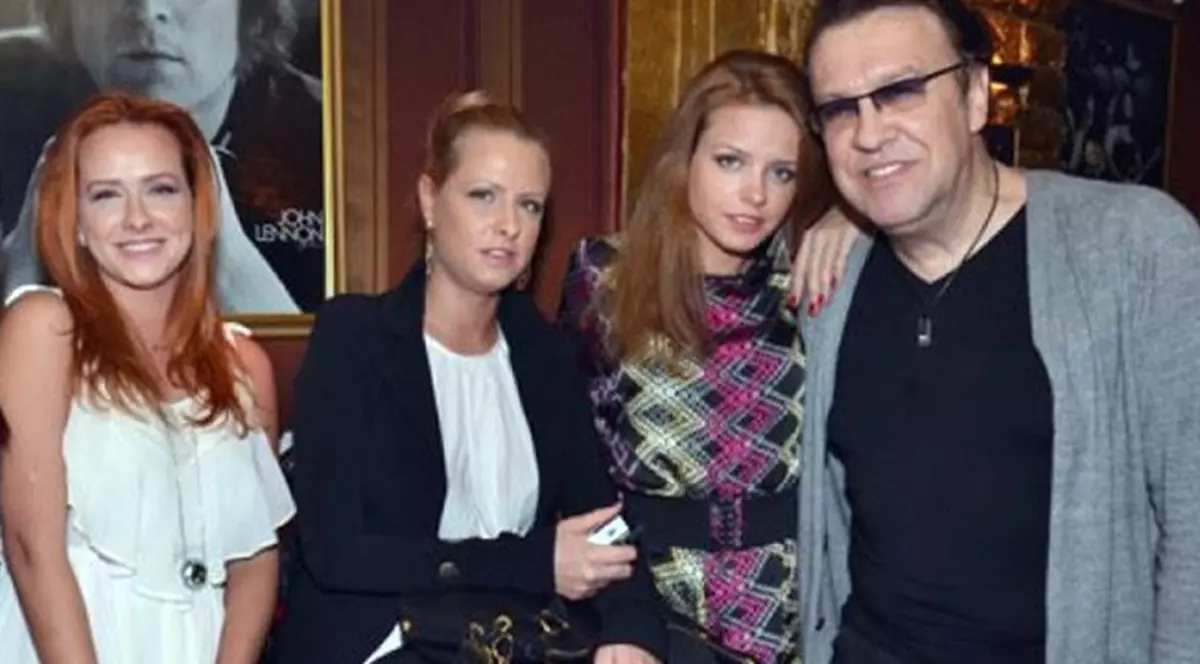 Fetele lui Cotabiţă, primul interviu după internarea tatălui lor: "Am crezut că o să-l pierdem"