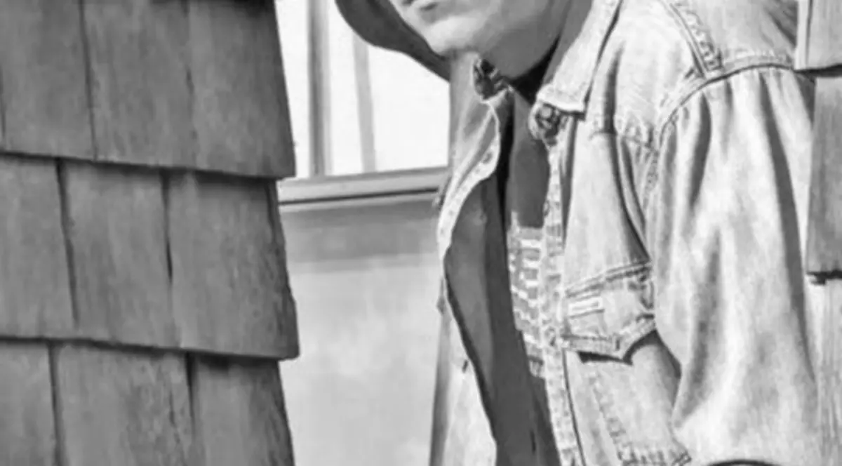 DOLIU în lumea muzicii! Un cântăreț celebru A MURIT la doar 49 de ani