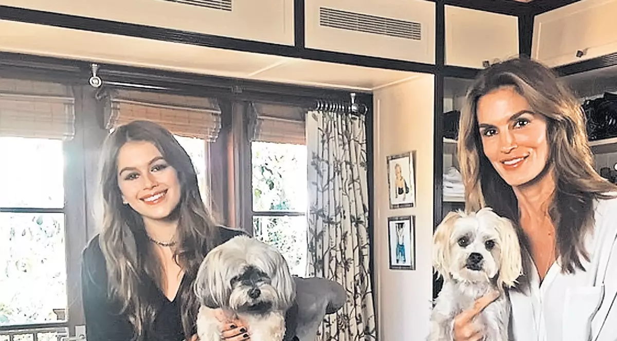 Fiica lui Cindy Crawford e fotomodel la 13 ani! FOTO