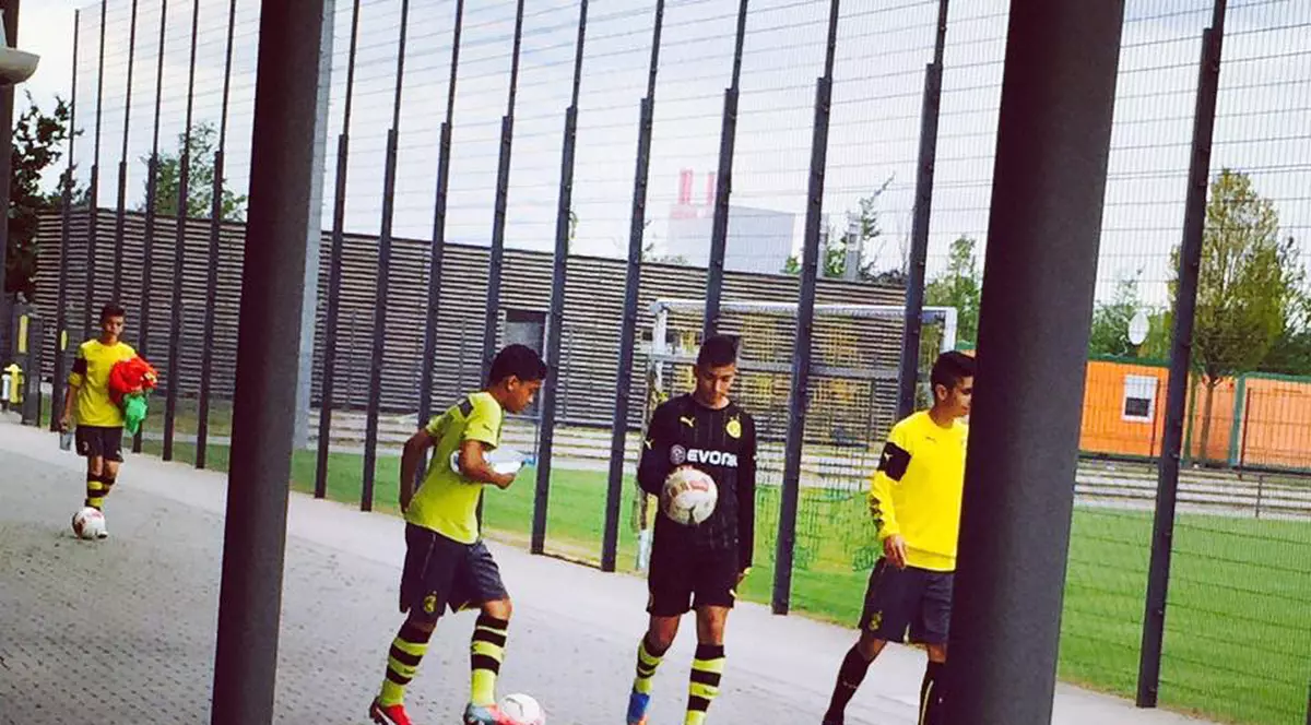 Aventurile unui român la Dortmund: ”Mi s-au înmuiat genunchii când i-am văzut pe Reus şi Aubameyang”