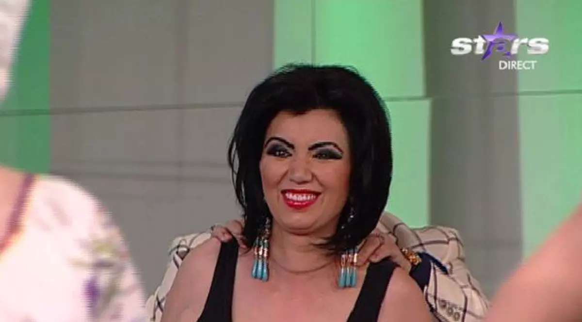 Adriana Bahmuţeanu a scăpat porumbelul în direct! A dat detalii prea intime din viaţa ei