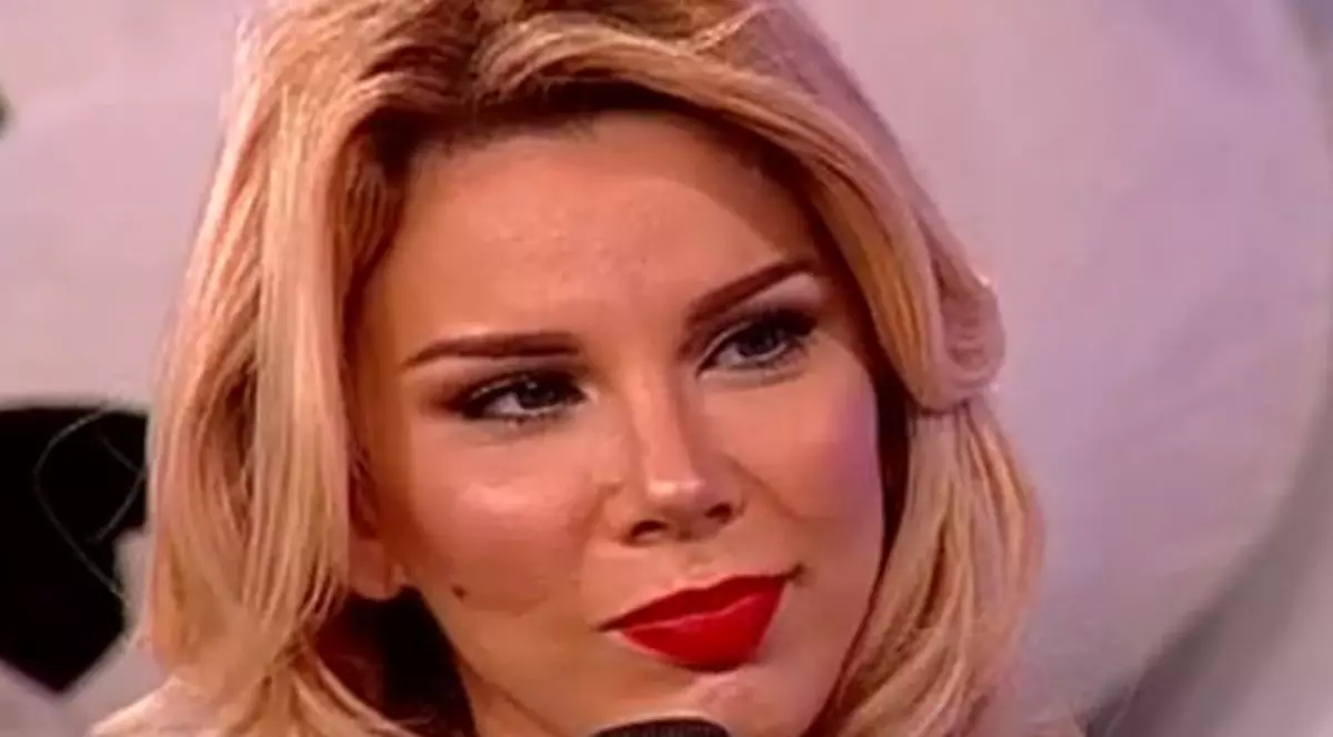 Cum arată fosta soţie a lui Jorge după ce şi-a mărit fundul: "Sunt chiar mândră de ce am făcut"