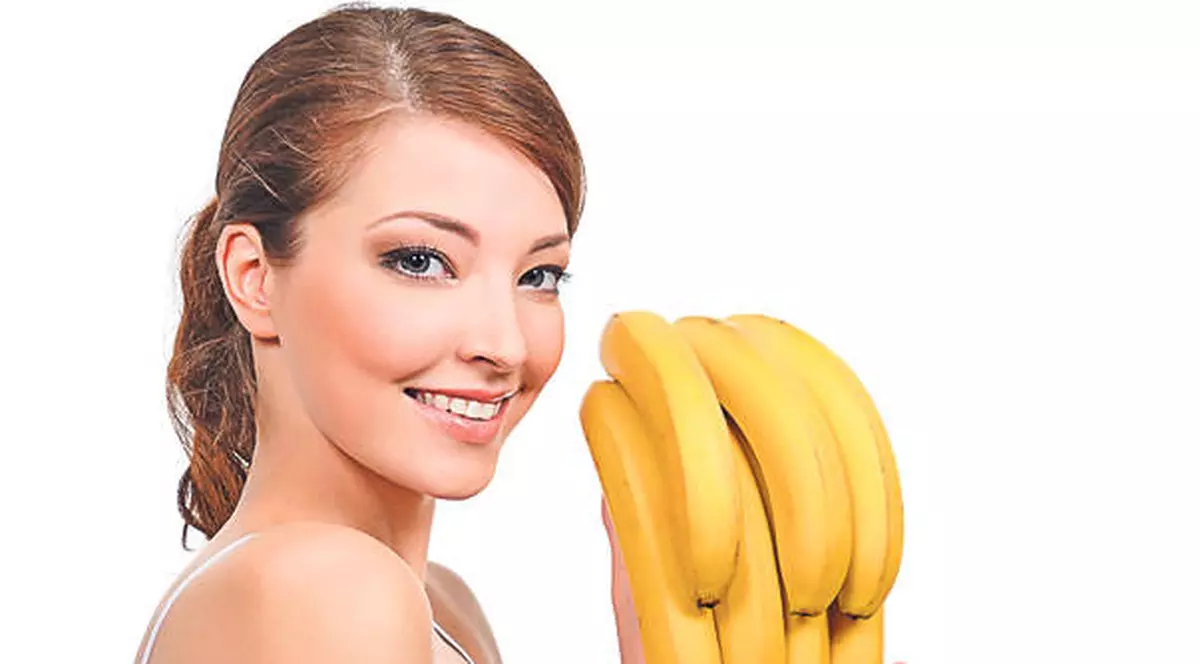 Cum poți să scapi de hemoroizi cu o coajă de banană