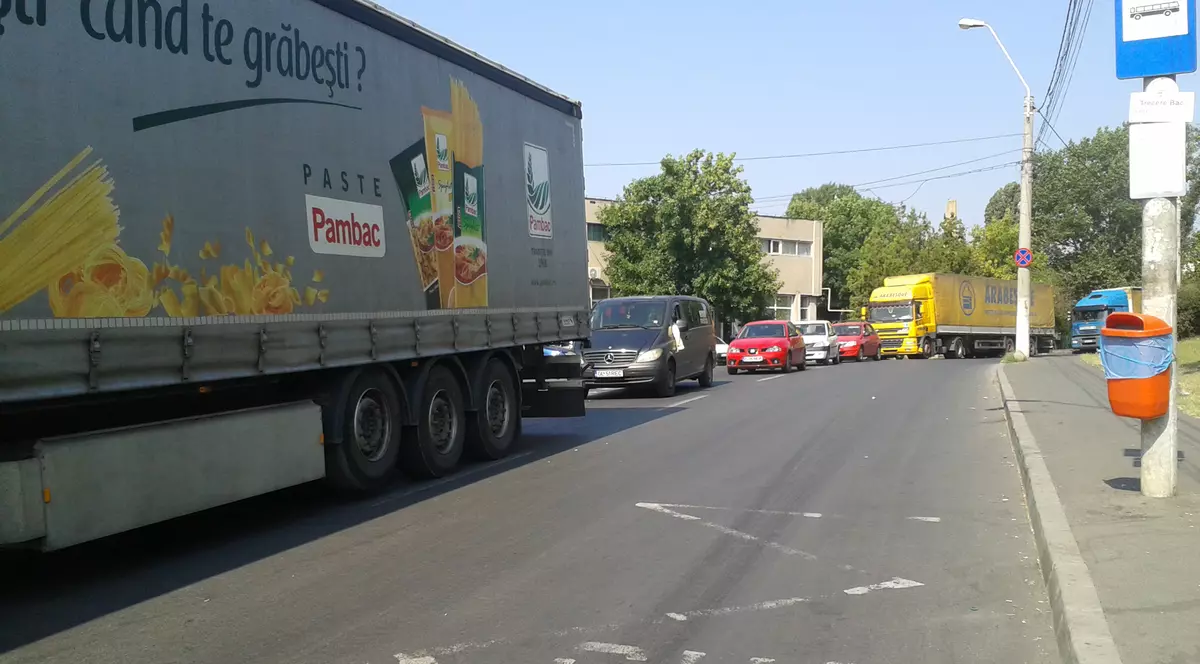 Scandal! Nu au lăsat cortegiul funerar să treacă Dunărea!