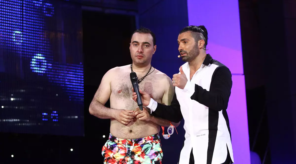 Află cu cine doarme Marian Mexicanu’ în fiecare noapte!