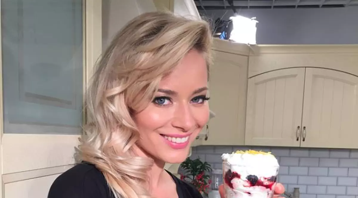 Laura Cosoi a făcut anunțul. L-a invitat la masă pe Robbie Williams! Află cu ce vrea să-l servească