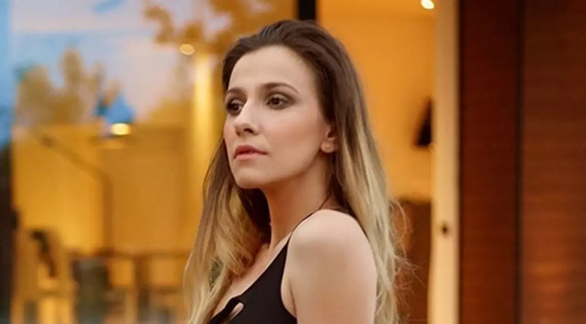 Dana Rogoz, pentru prima dată în costum de baie în acest an. A primit numai complimente